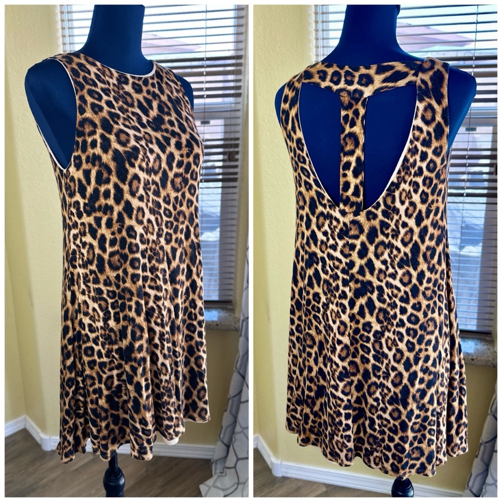 EUC Altar’d State Marie Animal Print Sleeveless Swing Dress